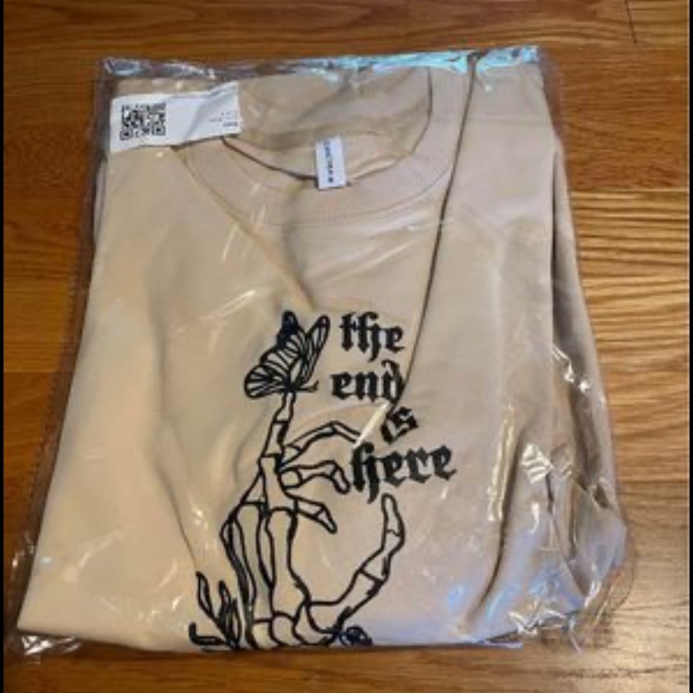 Sweatshirt, Size Small, Never Worn